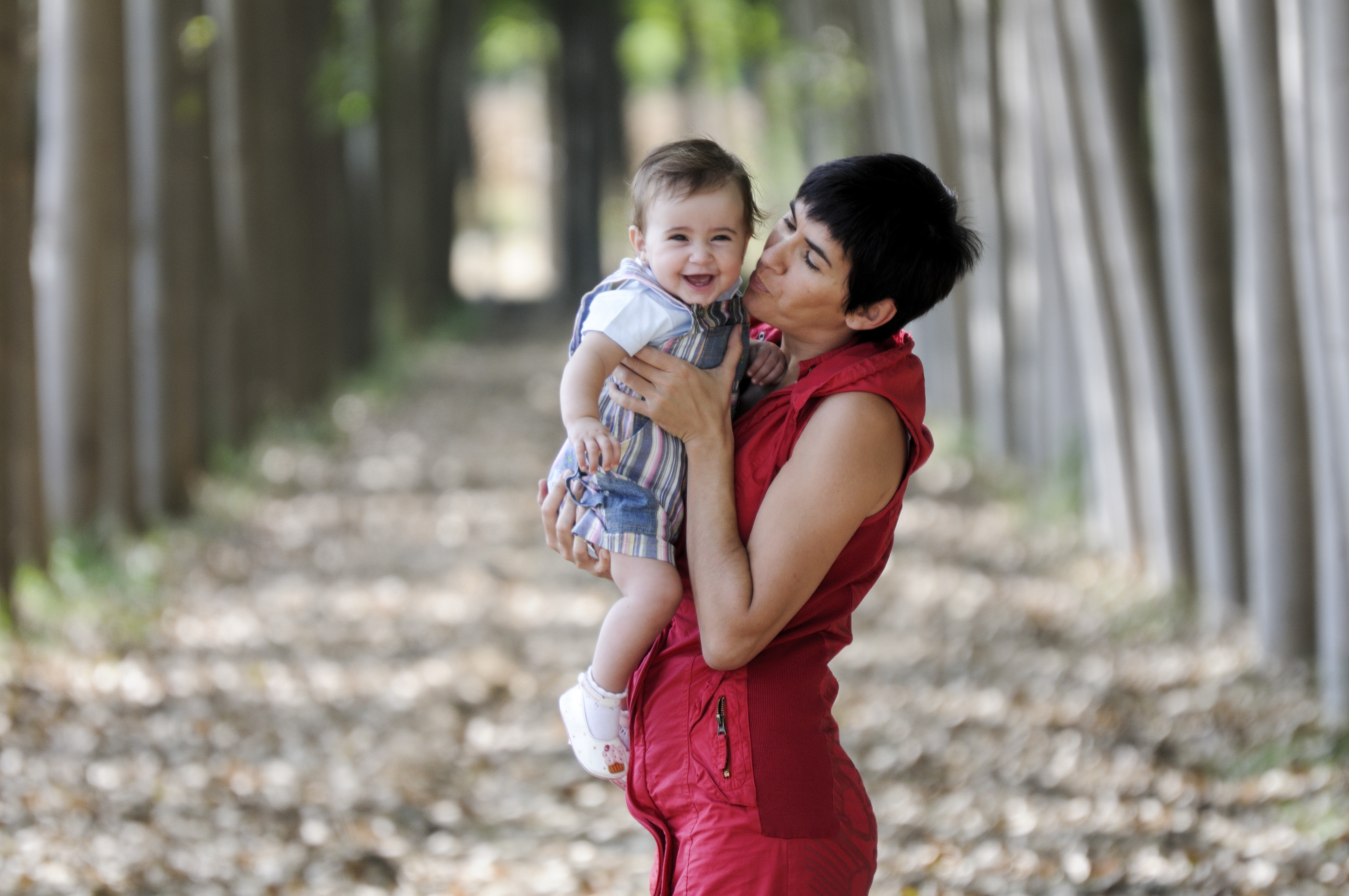 rambut bayi lama tumbuh, perawatan rambut bayi, tips rambut bayi sehat, nutrisi rambut bayi, Bunda, si Kecil